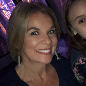 Meet your Posher, Carrie